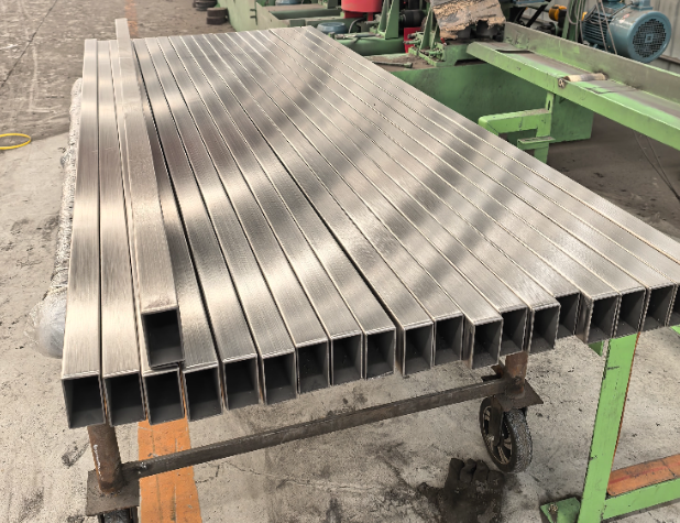 东城方管 矩形管 无缝方管生产厂家